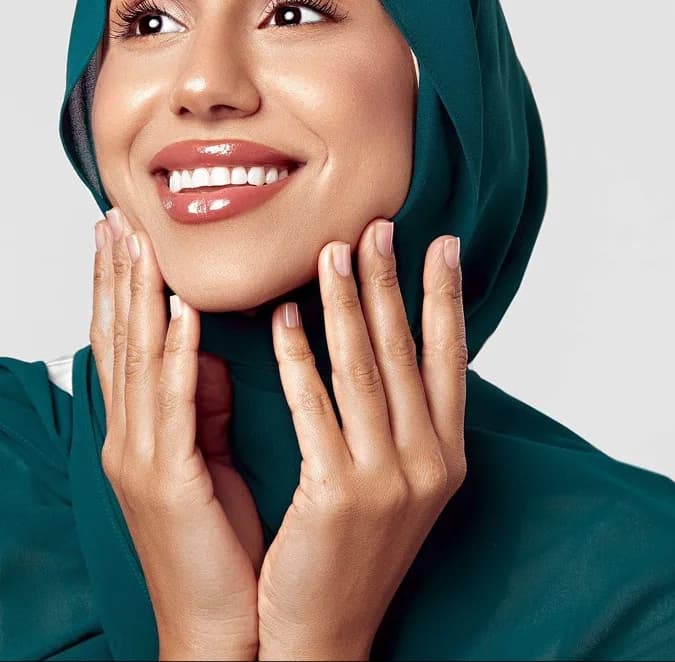 Model wearing a draped chiffon hijab